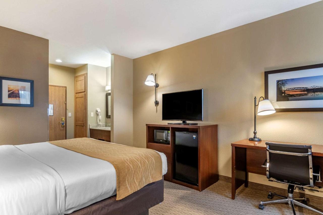 Comfort Inn Warrensburg Station Extérieur photo