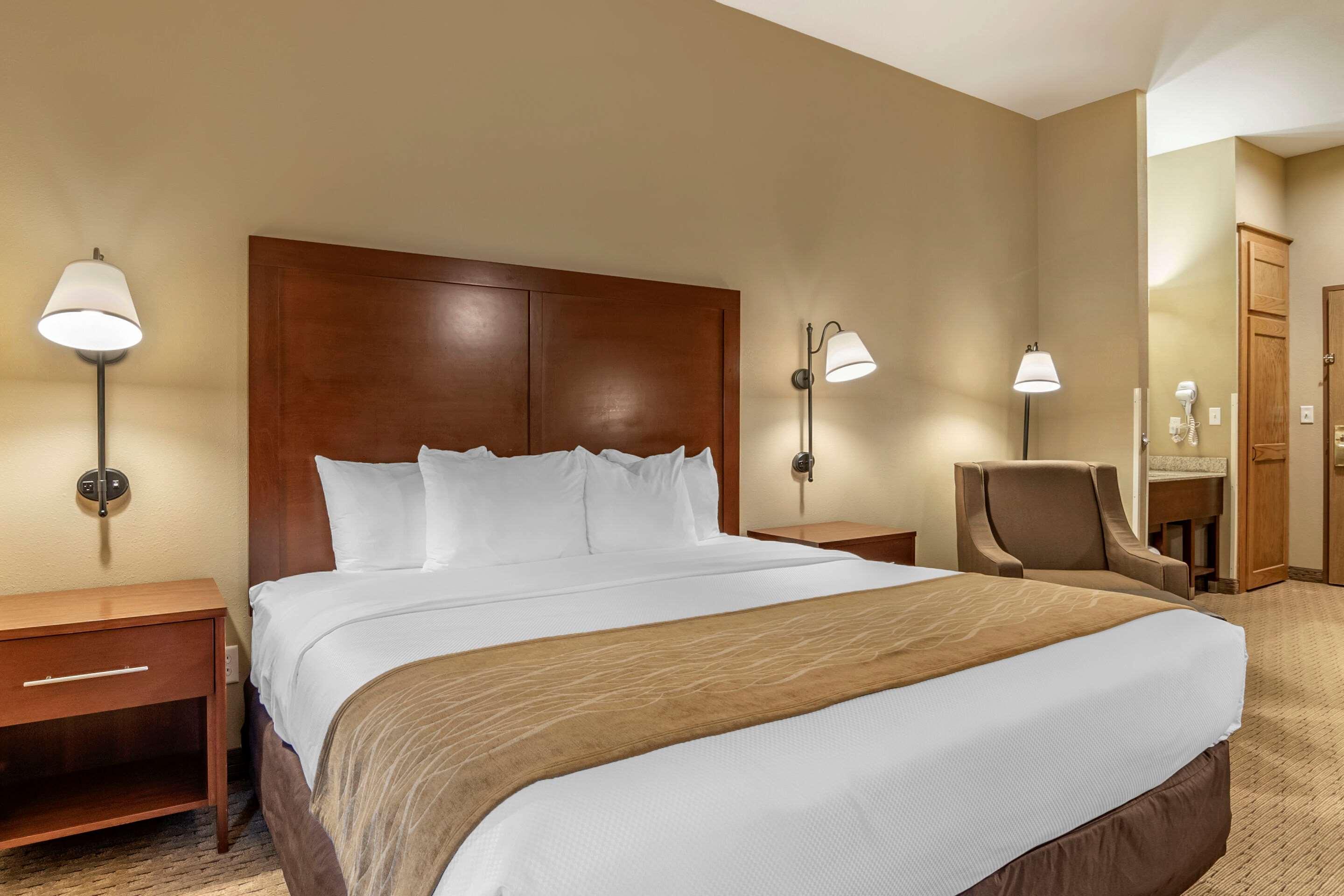 Comfort Inn Warrensburg Station Extérieur photo